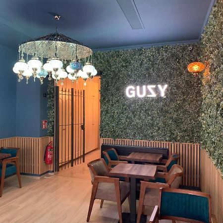 Hotel Guzy Lier Eksteriør billede